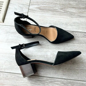 CROWN  VINTAGE Valentinaa D'Orsay Black Leather Strappy Pumps